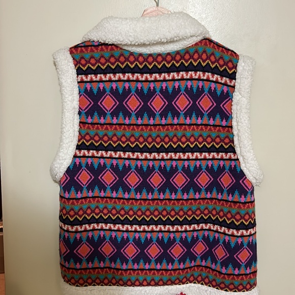 Johnny was Sherpa knit vest - Picture 4 of 6